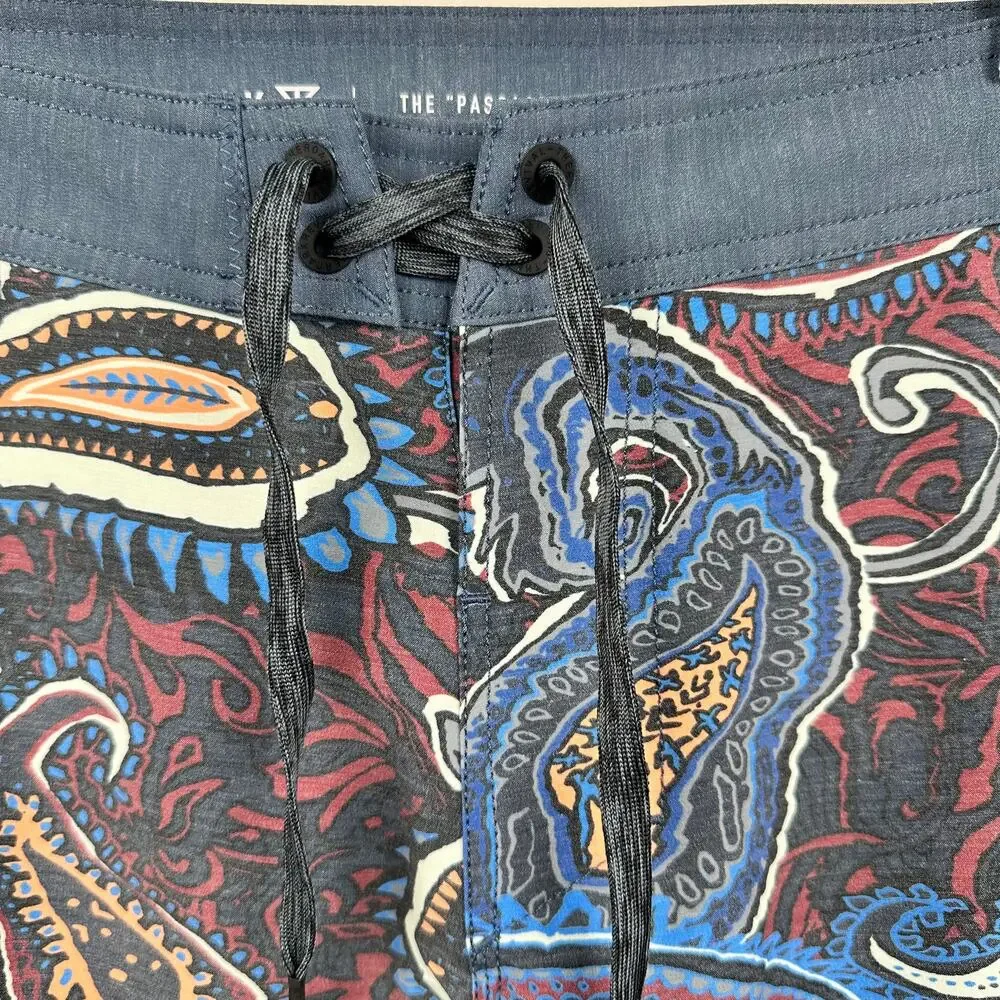 NEW Roark Passage Nomadic 17” Boardshort Blue Paisley 28 Outdoor Beach Swim